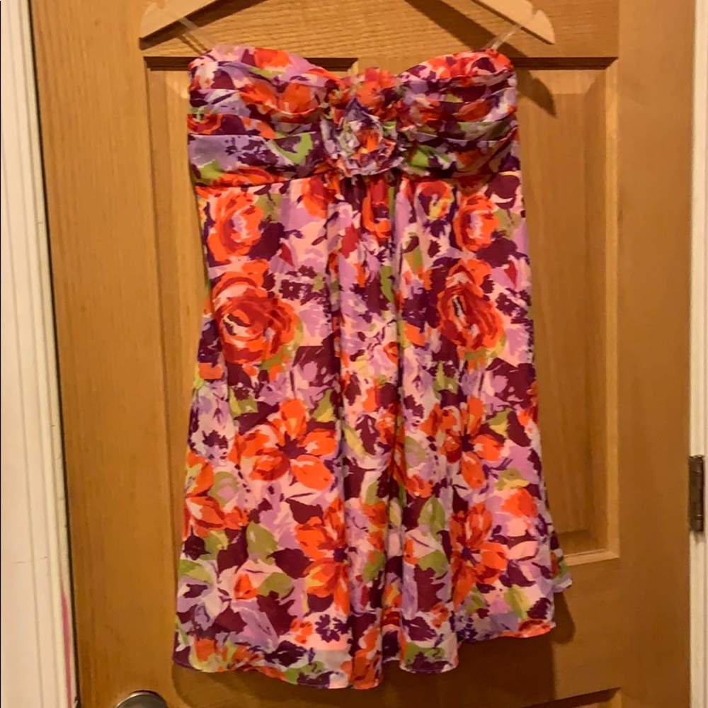 Strapless dress